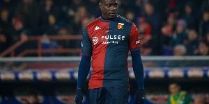 巴洛特利：维埃拉让我一直热身却不让上场，他只是看我不顺眼